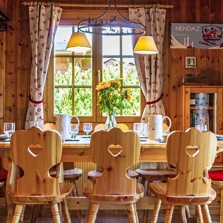 Domek alpejski Mirabeau 6 By Interhome