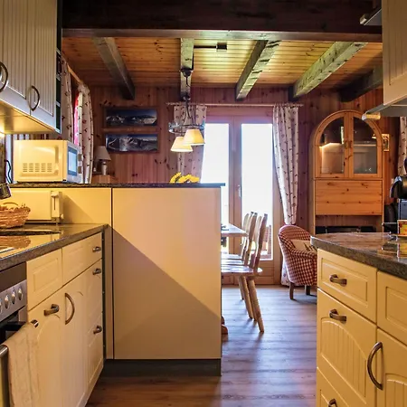 Mirabeau 6 By Interhome Chalé